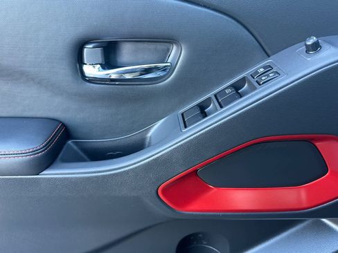 Used 2023 Nissan Frontier PRO-4X w/ Pro-4X Premium Package image 12