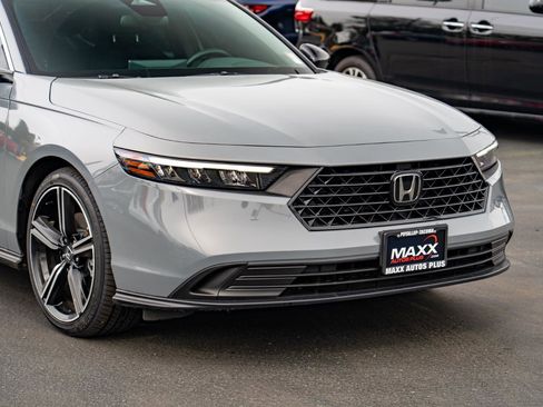 Used 2023 Honda Accord Sport image 6