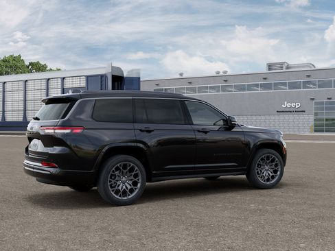 New 2026 Jeep Grand Cherokee L Summit w/ Obsidian Package AWD/4WD image 11
