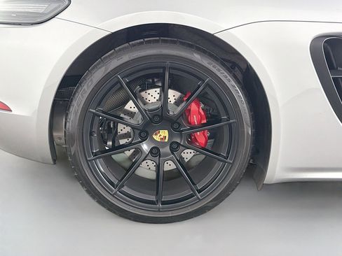 Certified 2025 Porsche 718 Boxster GTS image 13