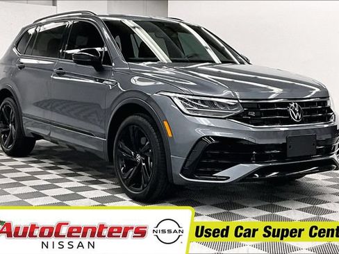 Used 2023 Volkswagen Tiguan SE R-Line FWD image 1