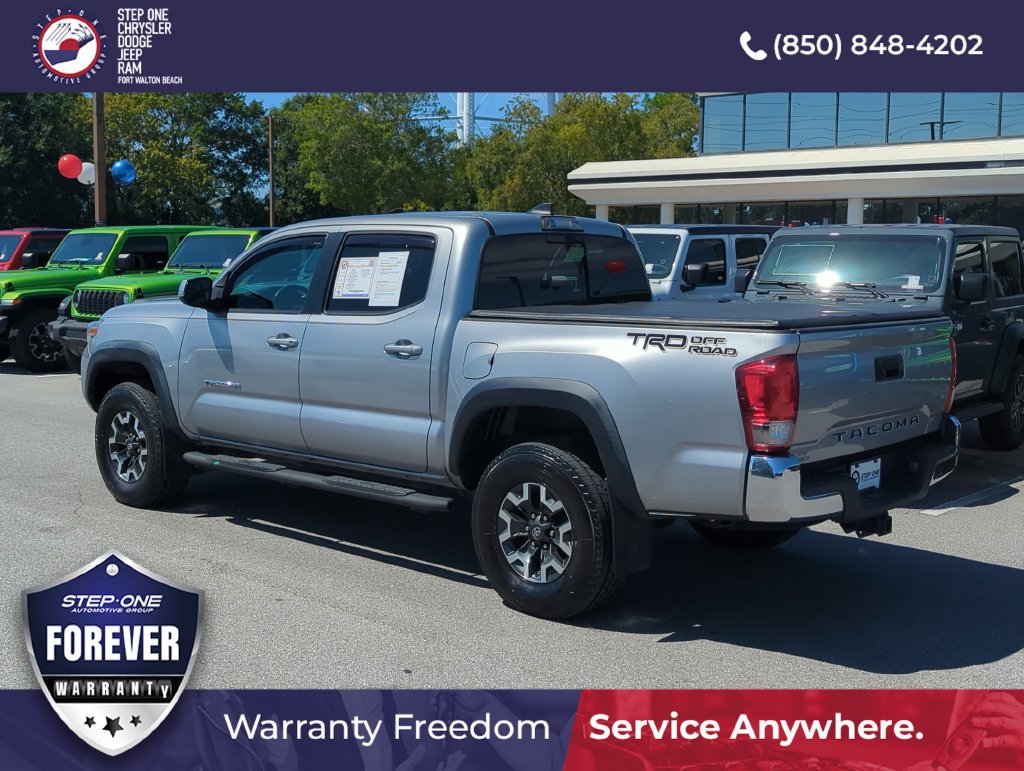 Used 2017 Toyota Tacoma TRD Off-Road w/ Tow Package RWD image 4