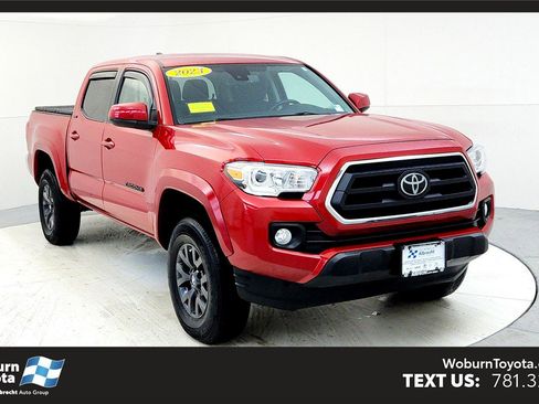 Certified 2023 Toyota Tacoma SR5 image 1