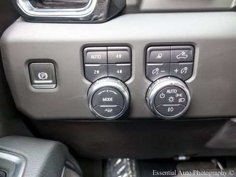 Certified 2025 GMC Sierra 2500 Denali w/ Denali Reserve Package image 21