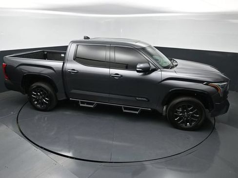 Used 2023 Toyota Tundra Platinum AWD/4WD image 20