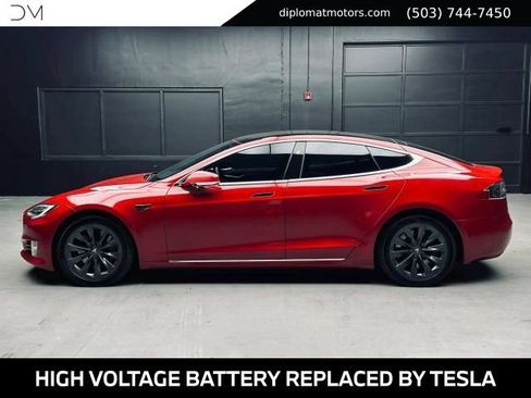 Used 2019 Tesla Model S 100D AWD/4WD image 4