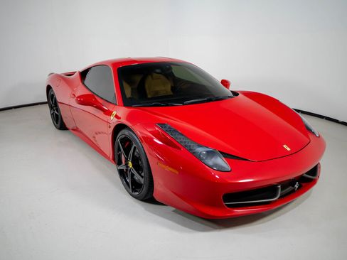 Used 2010 Ferrari 458 Italia Coupe image 22