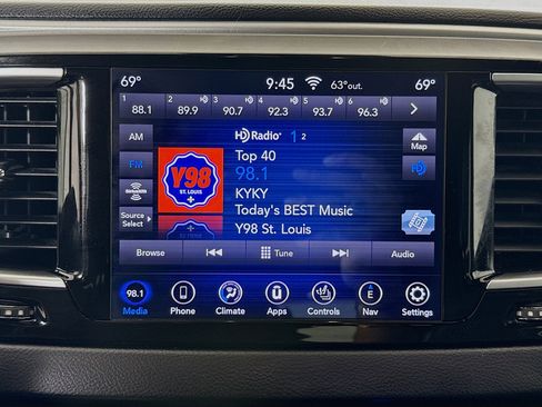 Used 2019 Chrysler Pacifica Touring-L Plus w/ Advanced Safetytec Group image 14