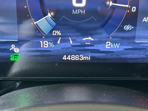 Certified 2024 Chevrolet Equinox EV LT w/ LPO, Trailering Package AWD/4WD image 34