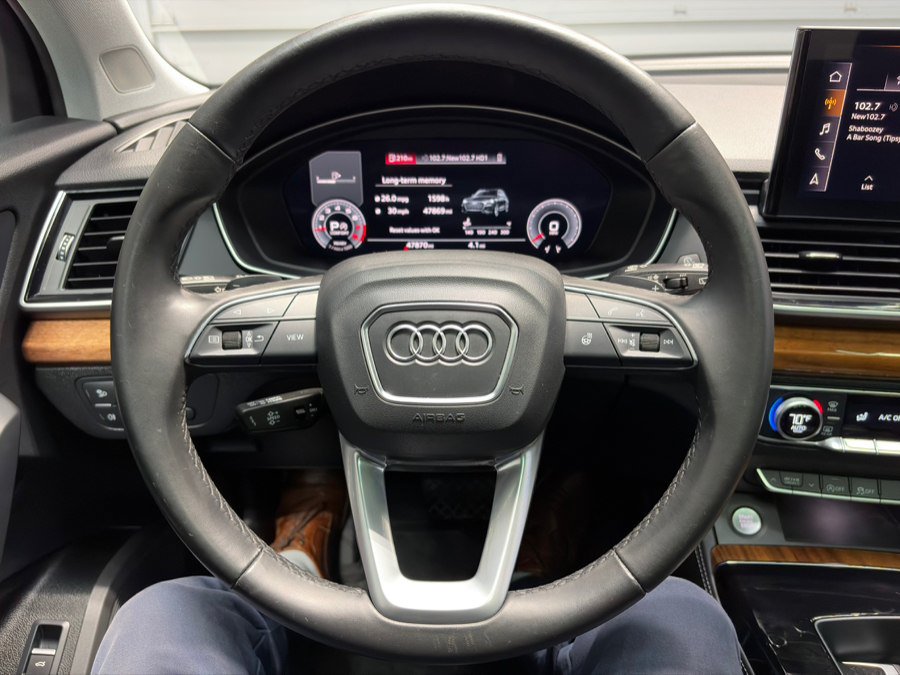 Used 2023 Audi Q5 2.0T Premium Plus w/ Premium Plus Package AWD/4WD image 22