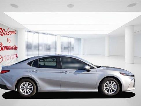 Certified 2025 Toyota Camry LE image 5