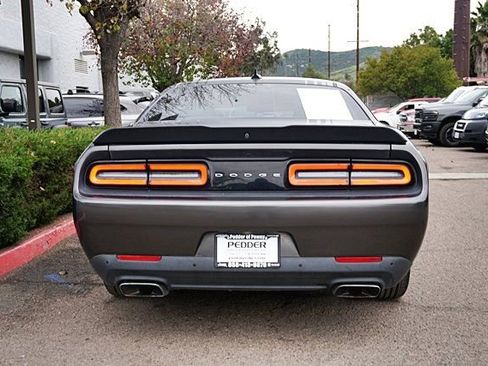 Used 2017 Dodge Challenger R/T Scat Pack image 9