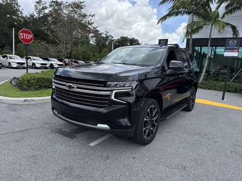 Used 2022 Chevrolet Tahoe LT w/ LT Signature Package RWD image 9