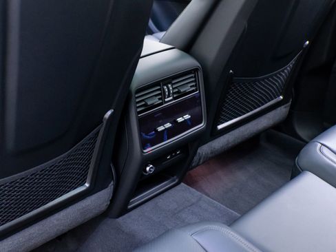 New 2026 Porsche Cayenne S image 17