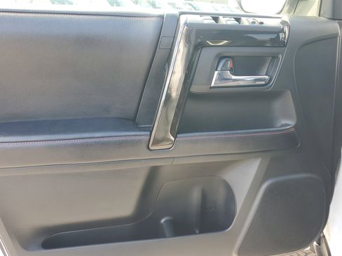 Used 2019 Toyota 4Runner TRD Off-Road image 26