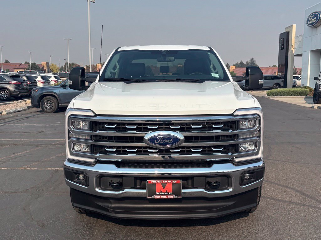 Used 2025 Ford F250 Lariat AWD/4WD image 8