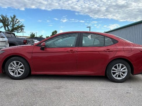 Certified 2025 Toyota Camry LE image 9