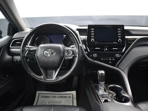 Used 2024 Toyota Camry SE w/ Convenience Package image 14