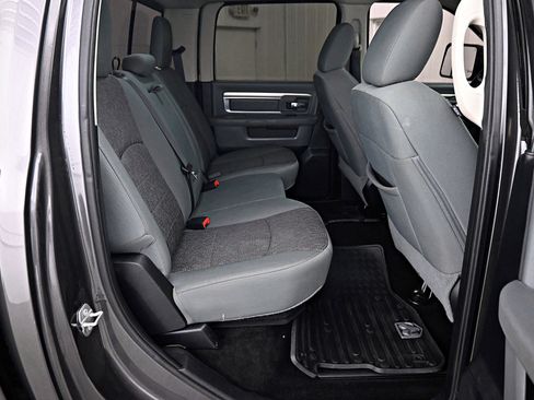 Used 2015 RAM 2500 Big Horn image 26