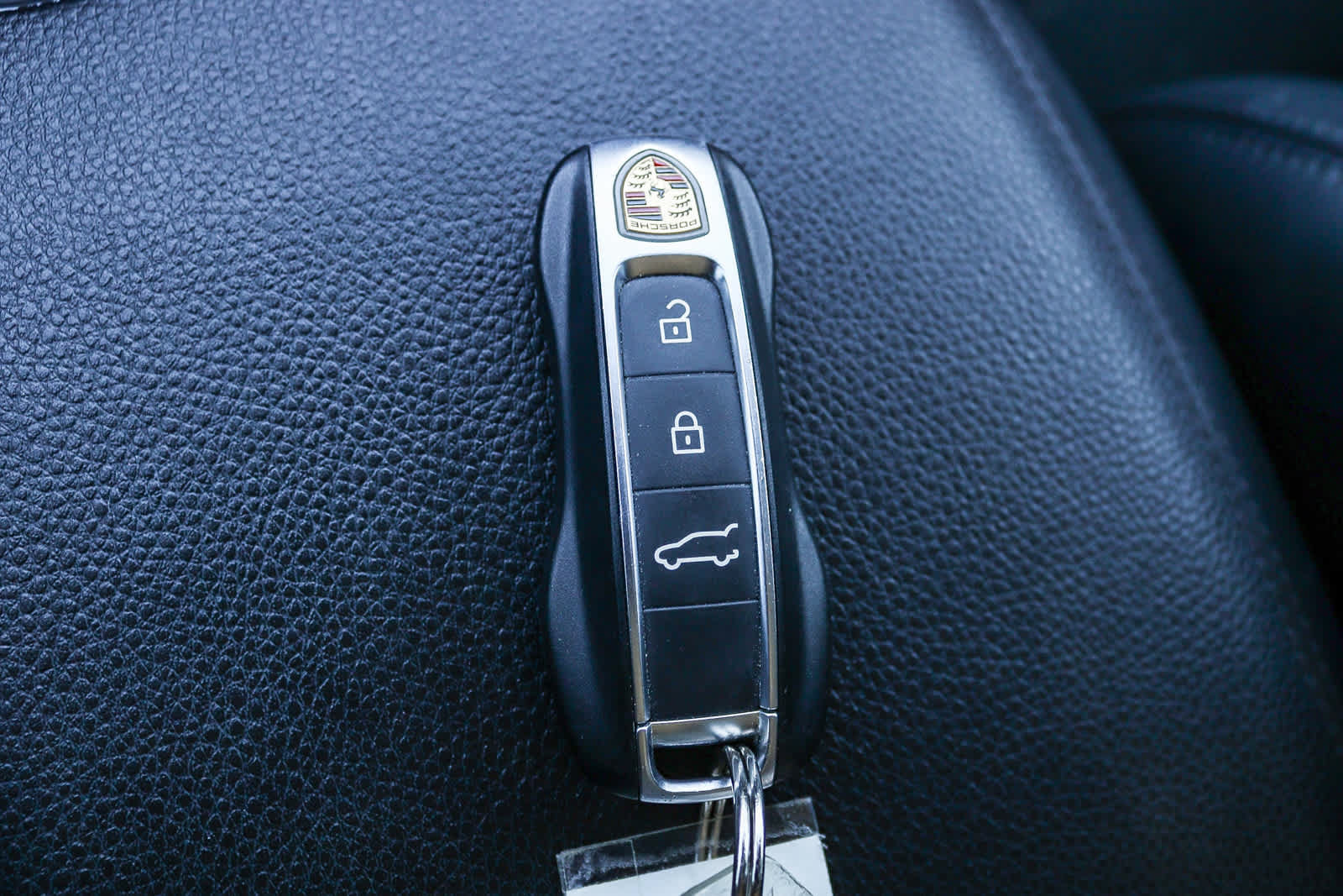 Used 2020 Porsche Cayenne AWD/4WD image 27