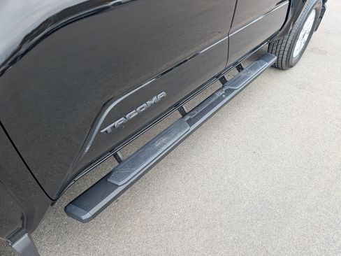 Used 2025 Toyota Tacoma SR5 image 13