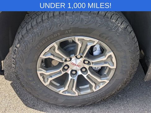 Used 2025 GMC Sierra 1500 SLE w/ X31 Off-Road Package image 29