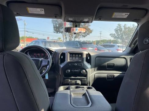 Used 2019 Chevrolet Silverado 1500 W/T w/ Trailering Package AWD/4WD image 15