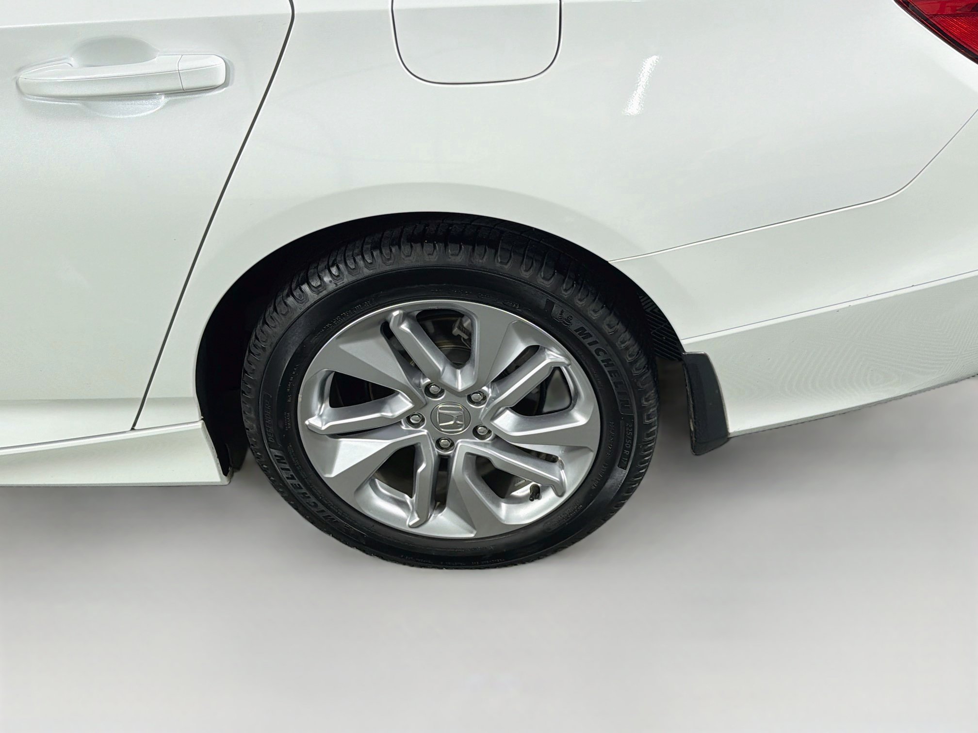 Used 2020 Honda Accord LX image 11