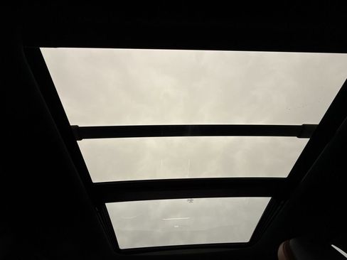 Used 2021 Lincoln Navigator Reserve image 21