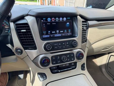 Used 2019 GMC Yukon Denali w/ Open Road Package AWD/4WD image 17