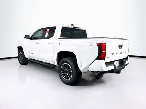 New 2025 Toyota Tacoma TRD Sport image 6