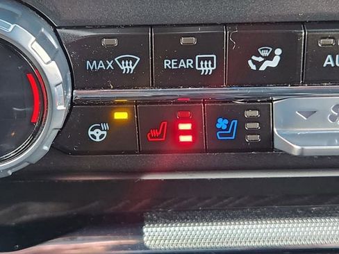 Used 2023 Ford F150 Platinum w/ Equipment Group 701A High image 27