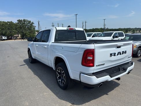 Used 2025 RAM 1500 Laramie w/ Laramie Southwest Edition AWD/4WD image 7