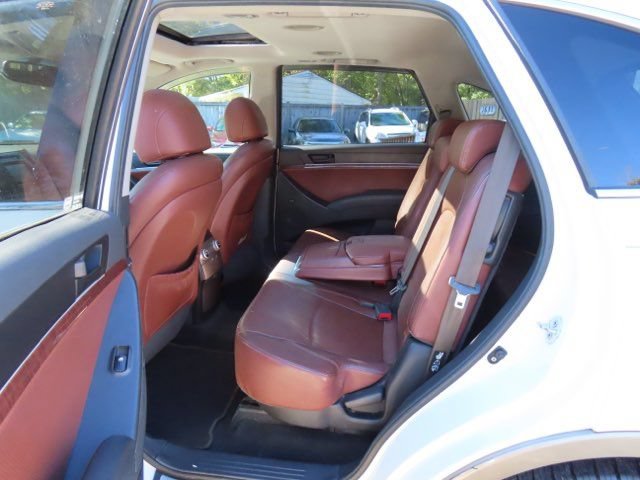 Used 2011 Hyundai Veracruz Limited w/ Navigation Pkg 3 FWD image 14