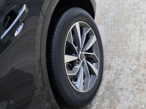 Used 2022 Audi Q5 2.0T Premium w/ Convenience Package image 41