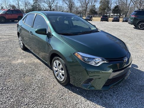 Used 2015 Toyota Corolla LE image 3