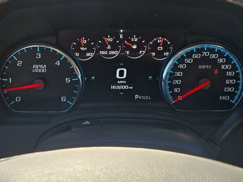 Used 2019 GMC Yukon XL Denali RWD image 5