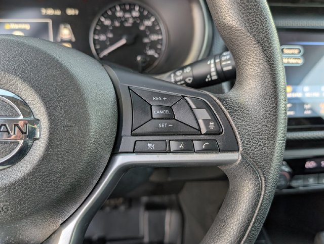 Used 2021 Nissan Kicks SV FWD image 11