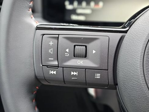 New 2026 Nissan Kicks SR FWD image 16