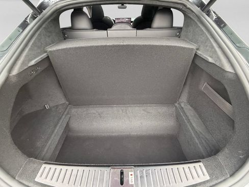 Used 2025 Tesla Model S AWD/4WD image 30
