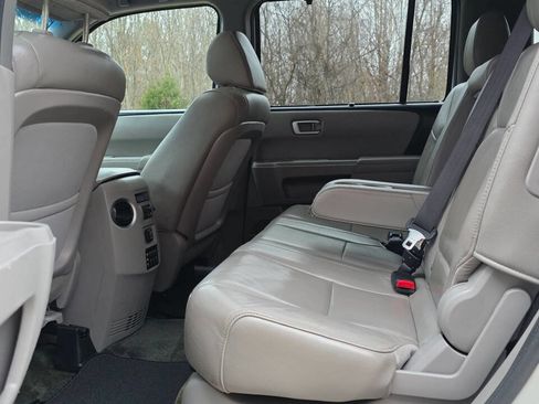 Used 2015 Honda Pilot Touring image 13