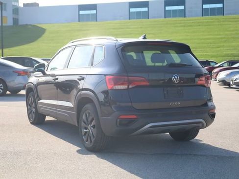 Used 2024 Volkswagen Taos S FWD image 6