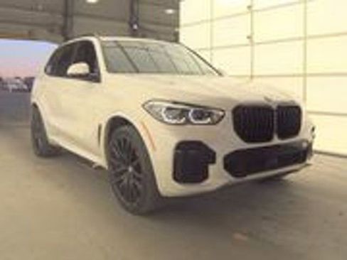 Used 2023 BMW X5 M50i w/ Executive Package image 2