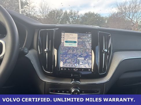 Certified 2025 Volvo XC60 B5 Plus image 22