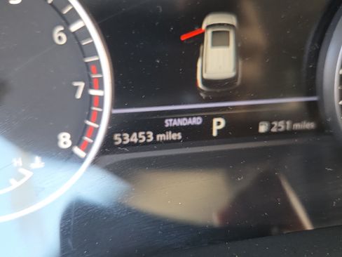 Used 2025 Nissan Pathfinder SV FWD image 26