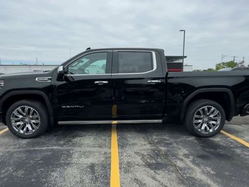 New 2026 GMC Sierra 1500 Denali AWD/4WD image 5