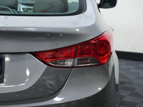 Used 2011 Hyundai Elantra GLS w/ Preferred Equipment Pkg 3 image 16