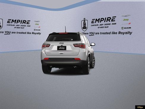 New 2026 Jeep Compass Limited image 17