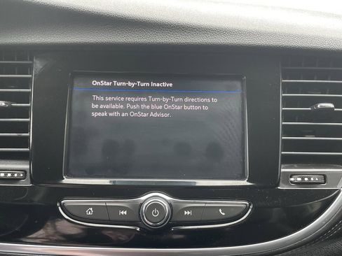 Certified 2021 Buick Encore Preferred image 34