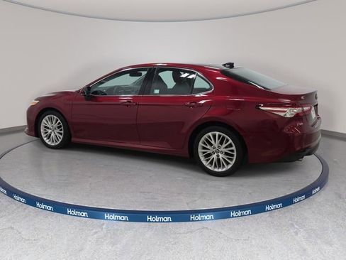 Used 2018 Toyota Camry XLE w/ Driver Assist Package FWD image 9